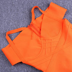 Vestido de verano con hombros descubiertos