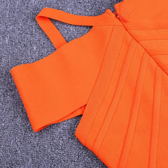 Vestido de verano con hombros descubiertos
